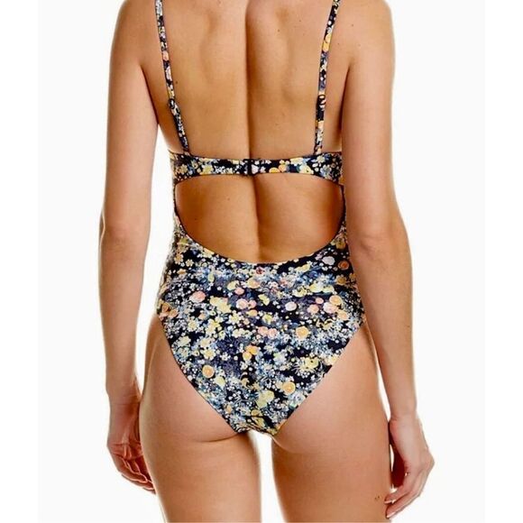 New. Red Carter floral and citrus swimsuit. Retails $179. Medium - Picture 4 of 14